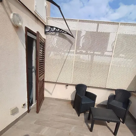 La Torre Lägenhet Santo Stefano di Camastra